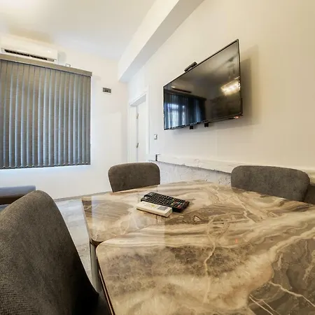Apartment Downtown Life *